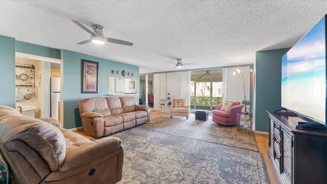 $355,000 | 110 Half Moon Circle, Unit C1, Hypoluxo, FL 33462