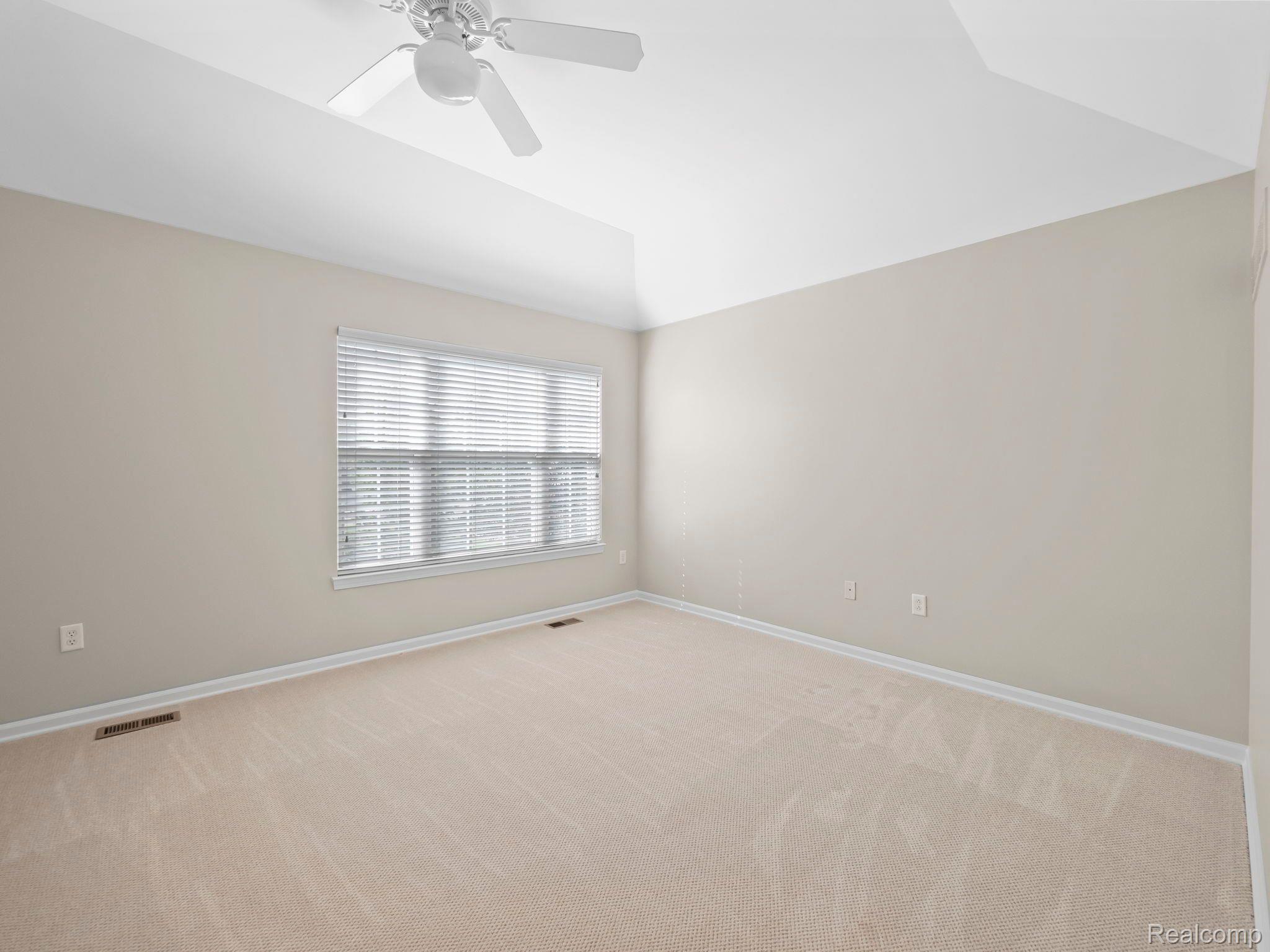 41487 Mitchell Road Novi, MI 48377 - Photo 20 of 37 Primary Bedroom