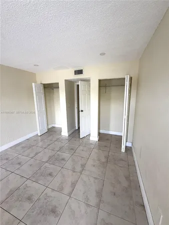 $1,850 | 4848 Northwest 24th Court, Unit 325, Lauderdale Lakes, FL 33313