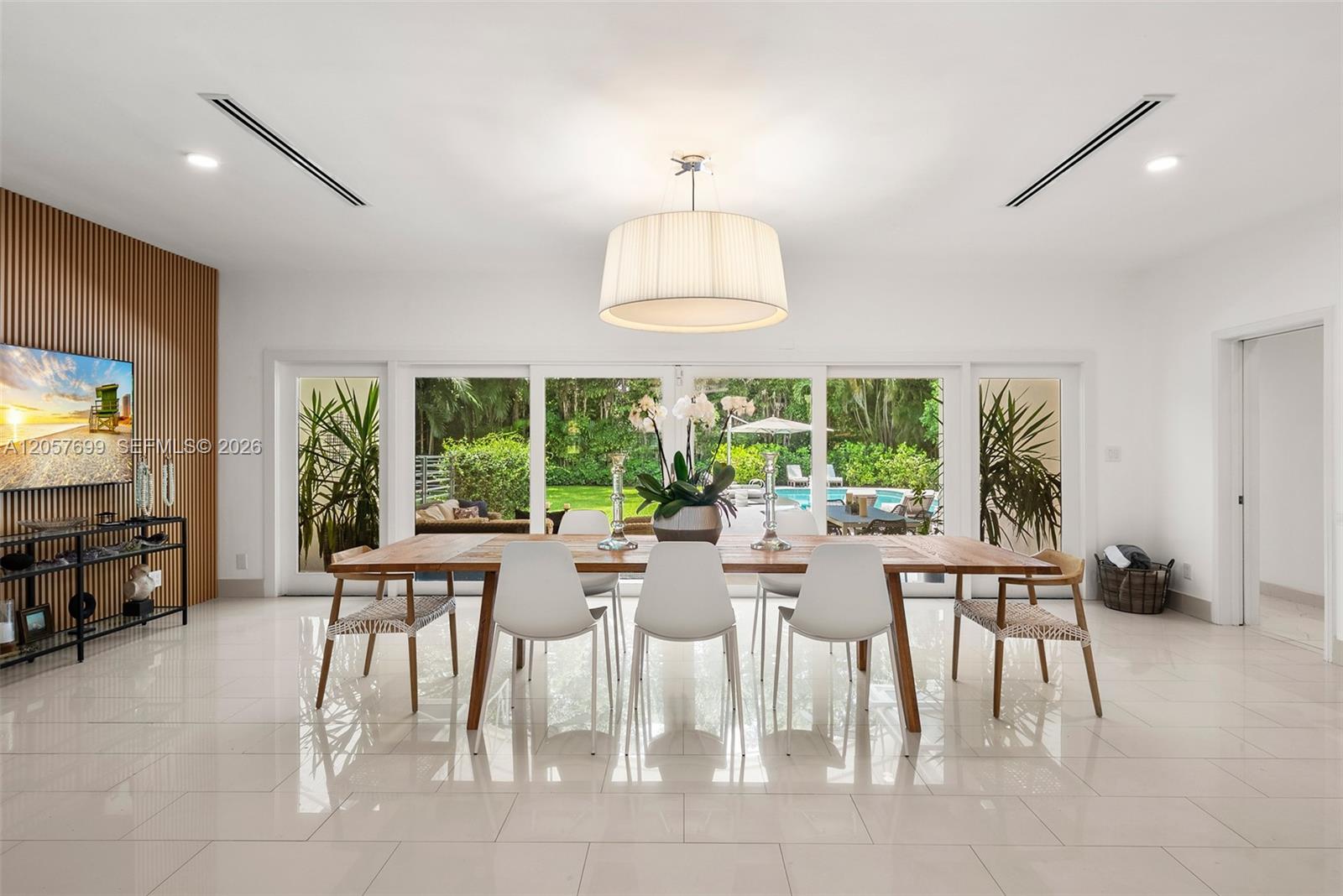 641 Island Road Miami, FL 33137 - Photo 12 of 35