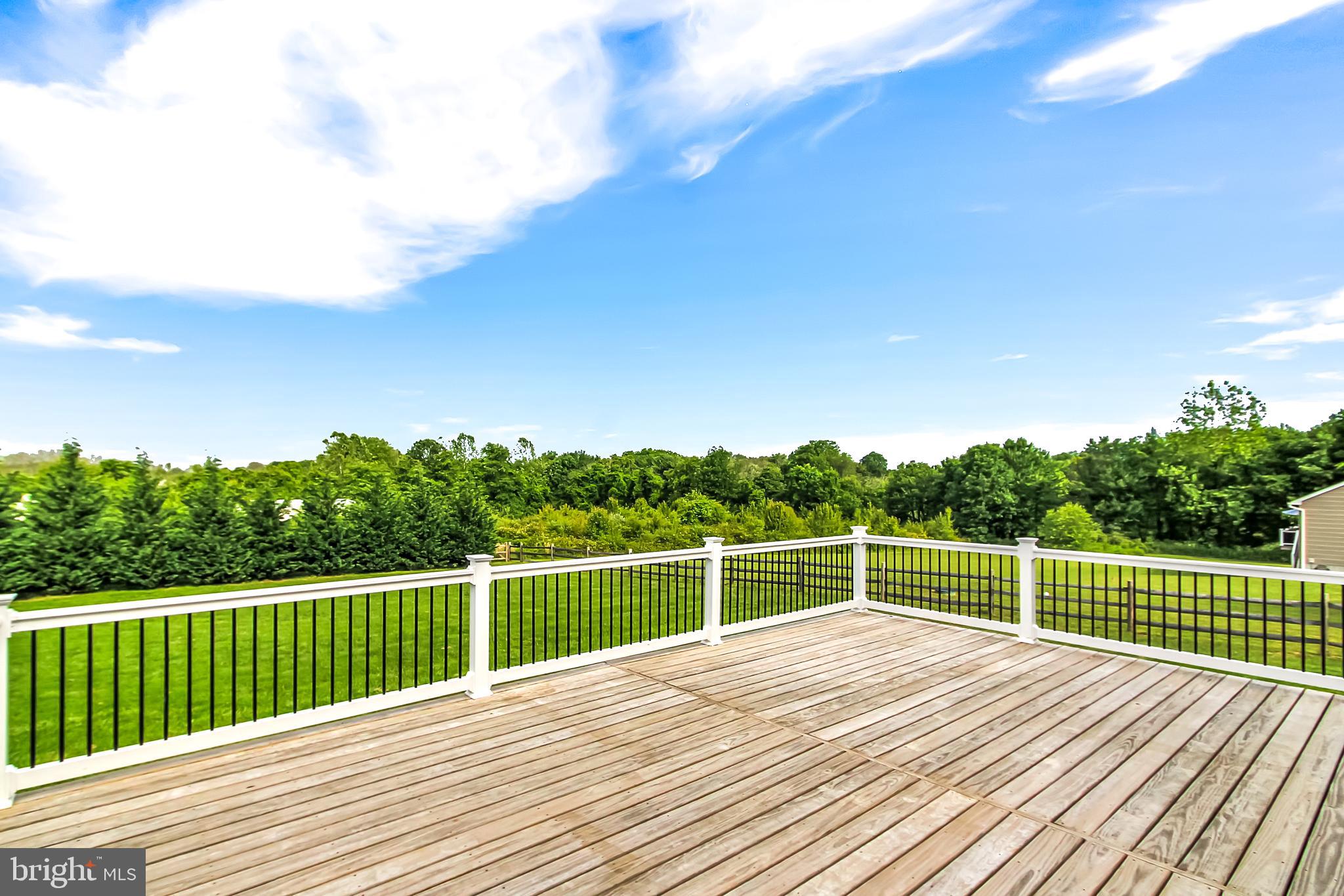 21 Stevens Road Rising Sun, MD 21911 - Photo 32 of 37 Large Deck