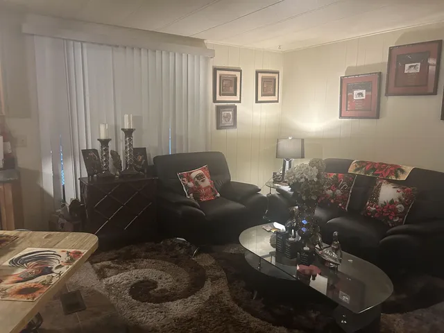 a view of outdoor space and garden view