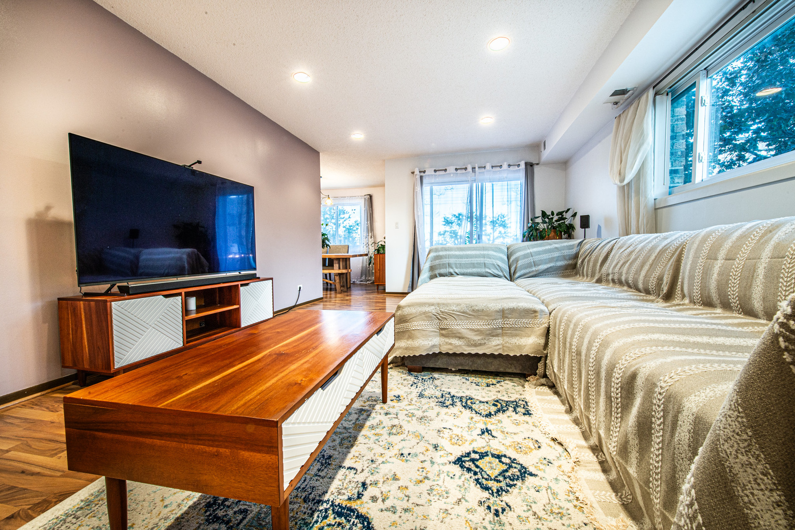 601 West Huntington Commons Road, Unit 201 Mount Prospect, IL 60056 - Photo 18 of 43 Gallery Image 18
