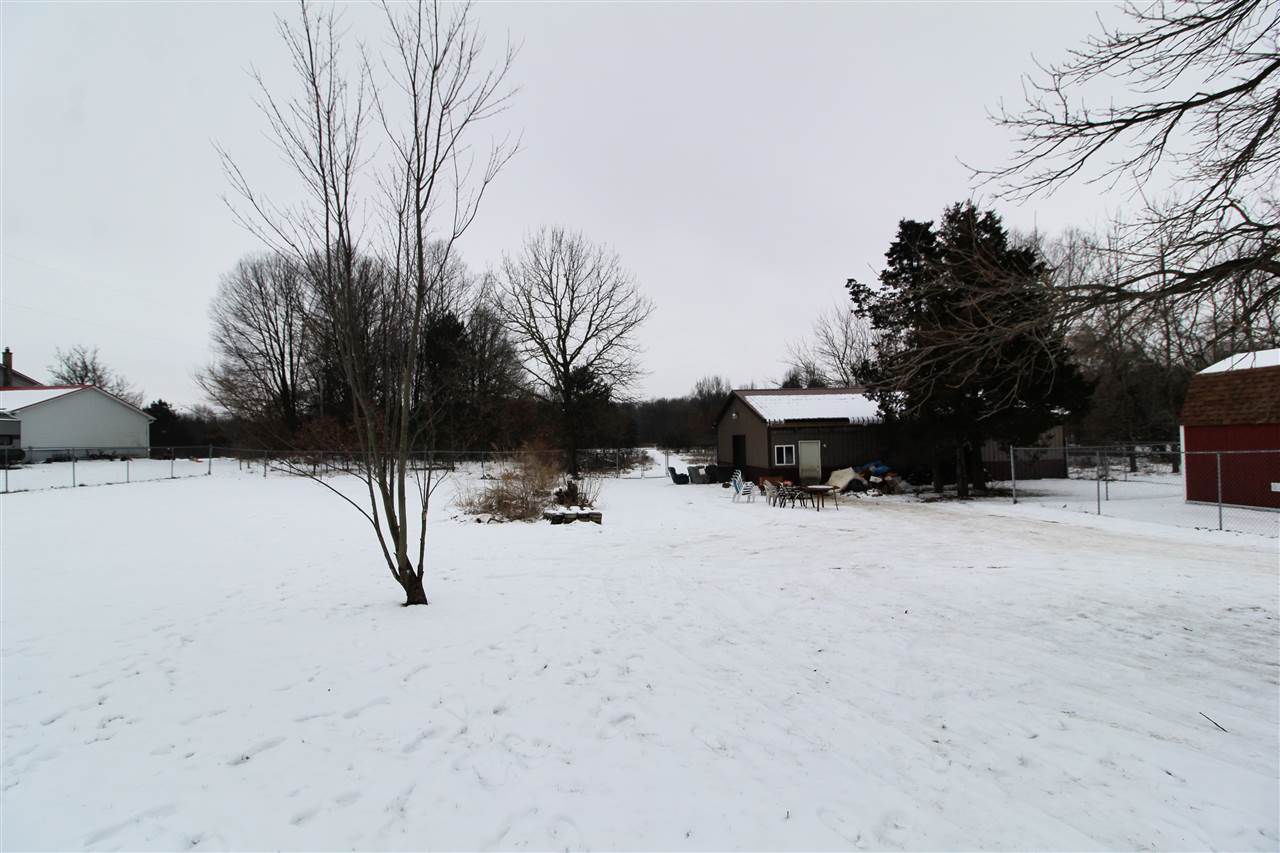 8260 East Coldwater Road Davison, MI 48423 - Photo 30 of 32 50032149-29.JPG