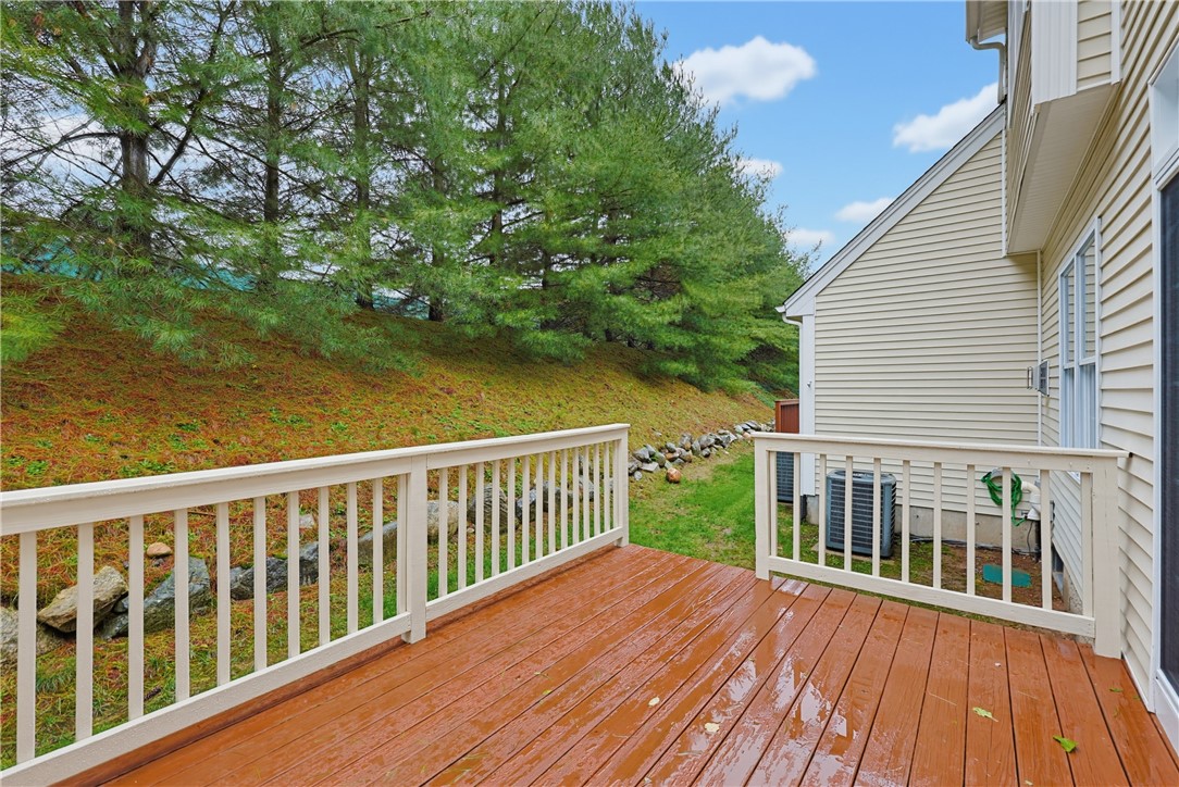 164 Bear Hill Road, Unit 10 Cumberland, RI 02864 - Photo 33 of 34 Gallery Image 33