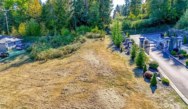 $299,999 | 14295 Olalla Crest Lane Southeast, Unit M, Olalla, WA 98359