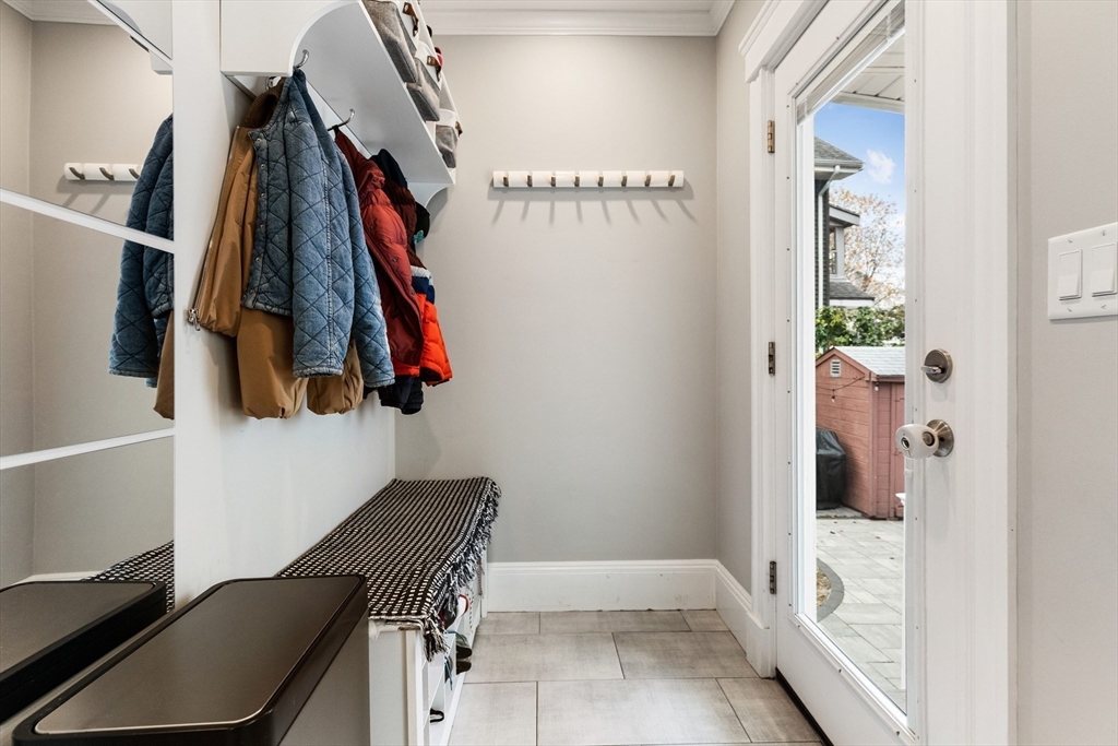 52 Warren Street Arlington, MA 02474 - Photo 15 of 26