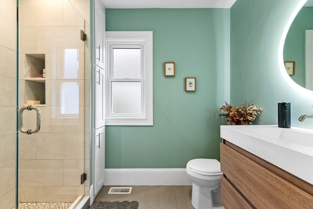 52 Warren Street Arlington, MA 02474 - Photo 16 of 26