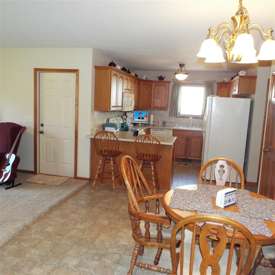 9009 Pretty Ridge Court Fort Wayne, IN 46825 - Photo 23 of 36