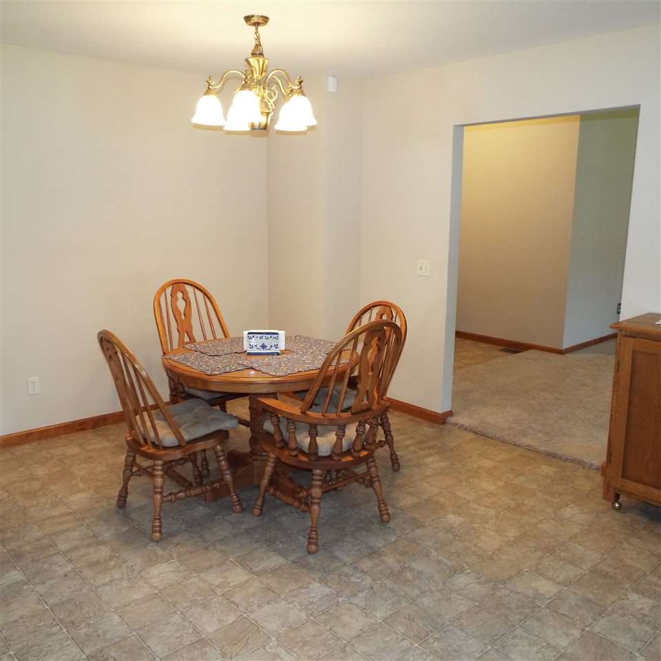 9009 Pretty Ridge Court Fort Wayne, IN 46825 - Photo 35 of 36