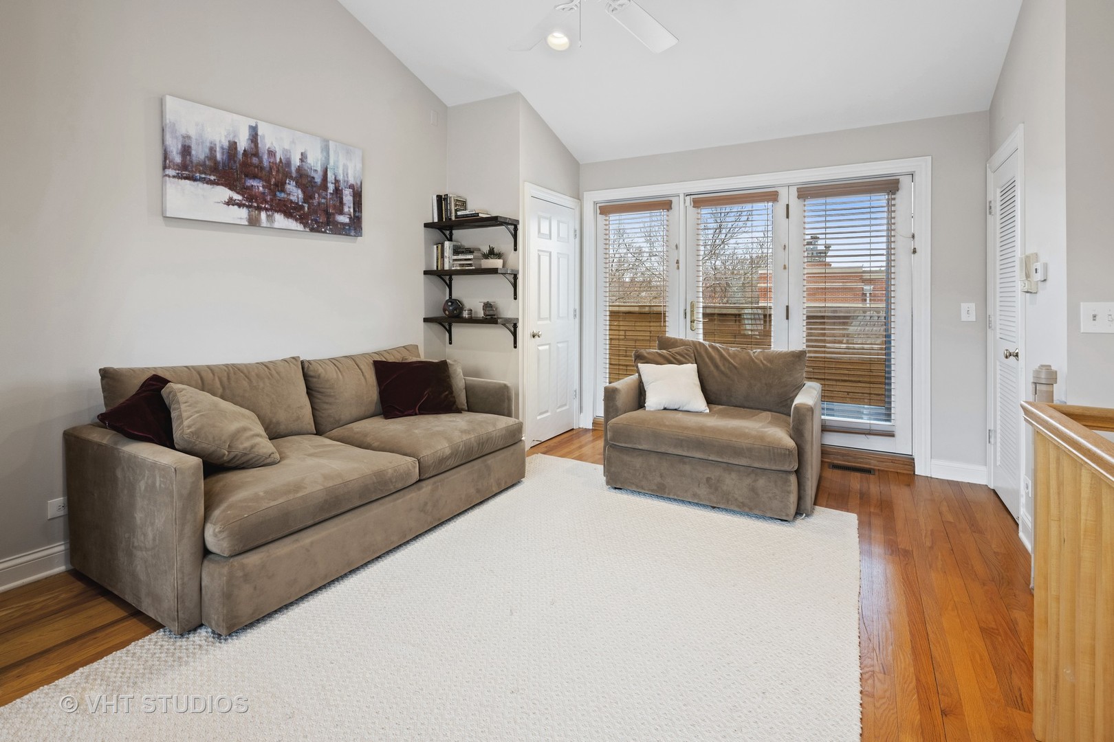1350 West Byron Street, Unit 2 Chicago, IL 60613 - Photo 15 of 17