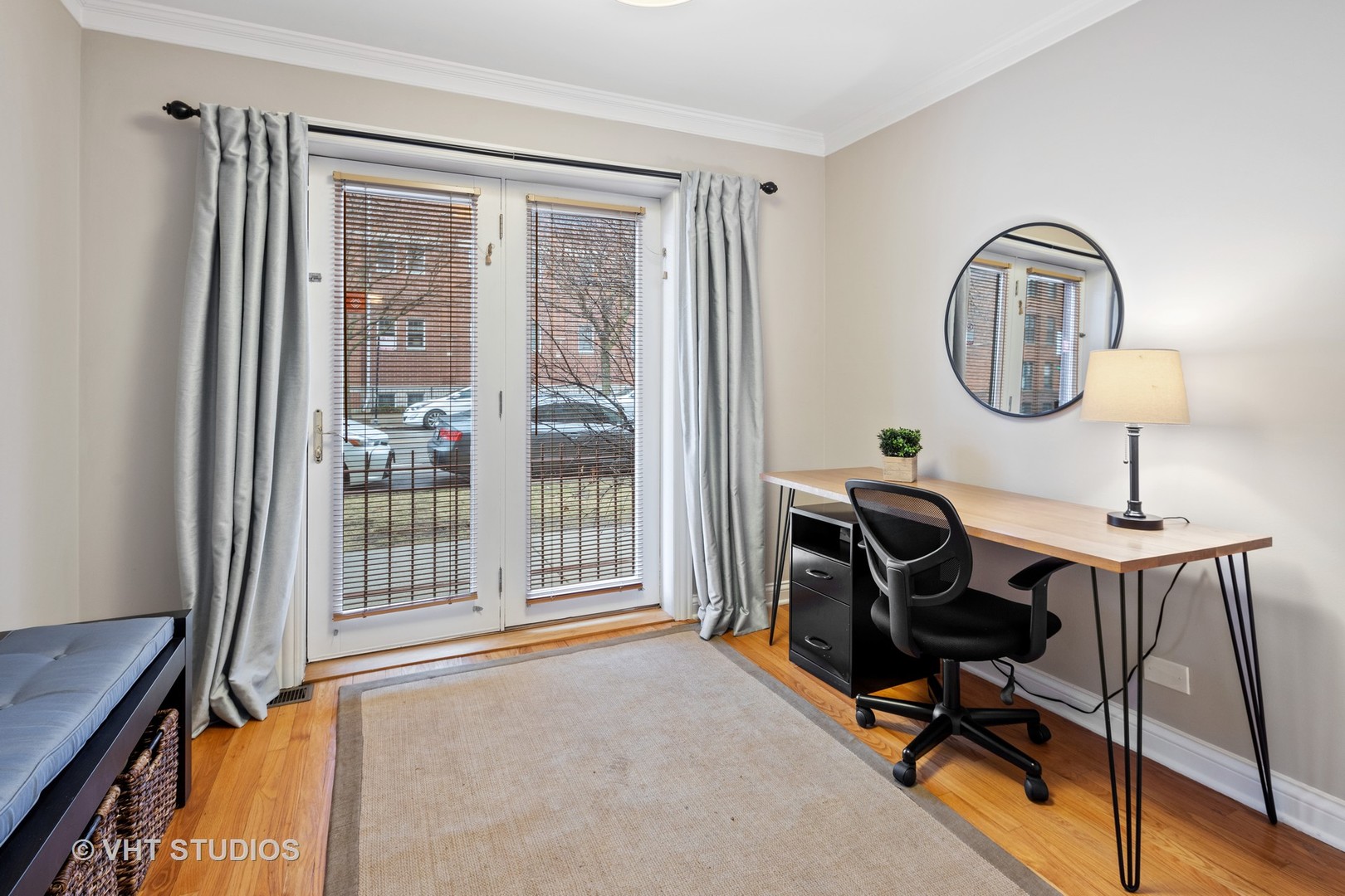 1350 West Byron Street, Unit 2 Chicago, IL 60613 - Photo 3 of 17
