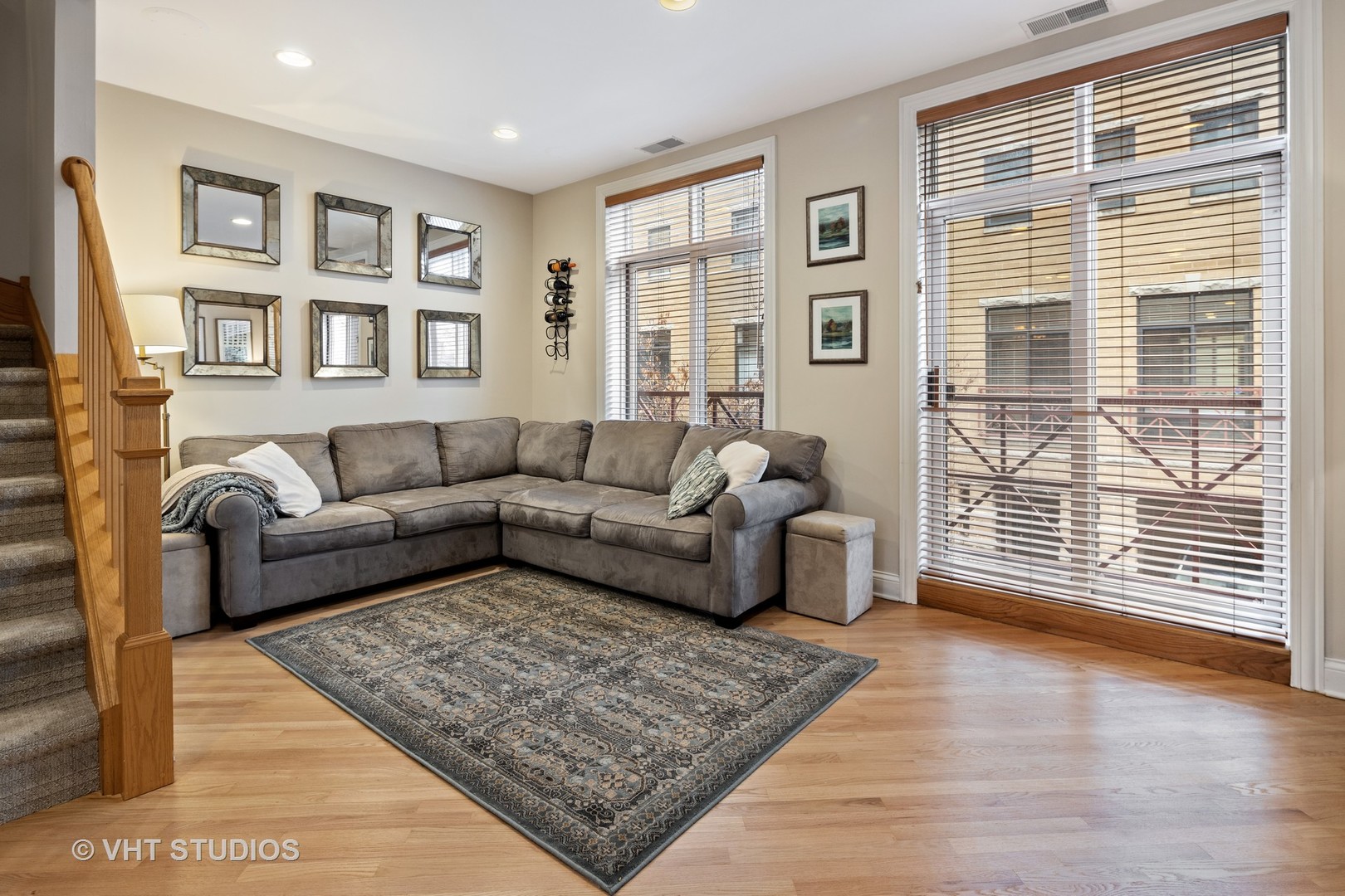 1350 West Byron Street, Unit 2 Chicago, IL 60613 - Photo 5 of 17