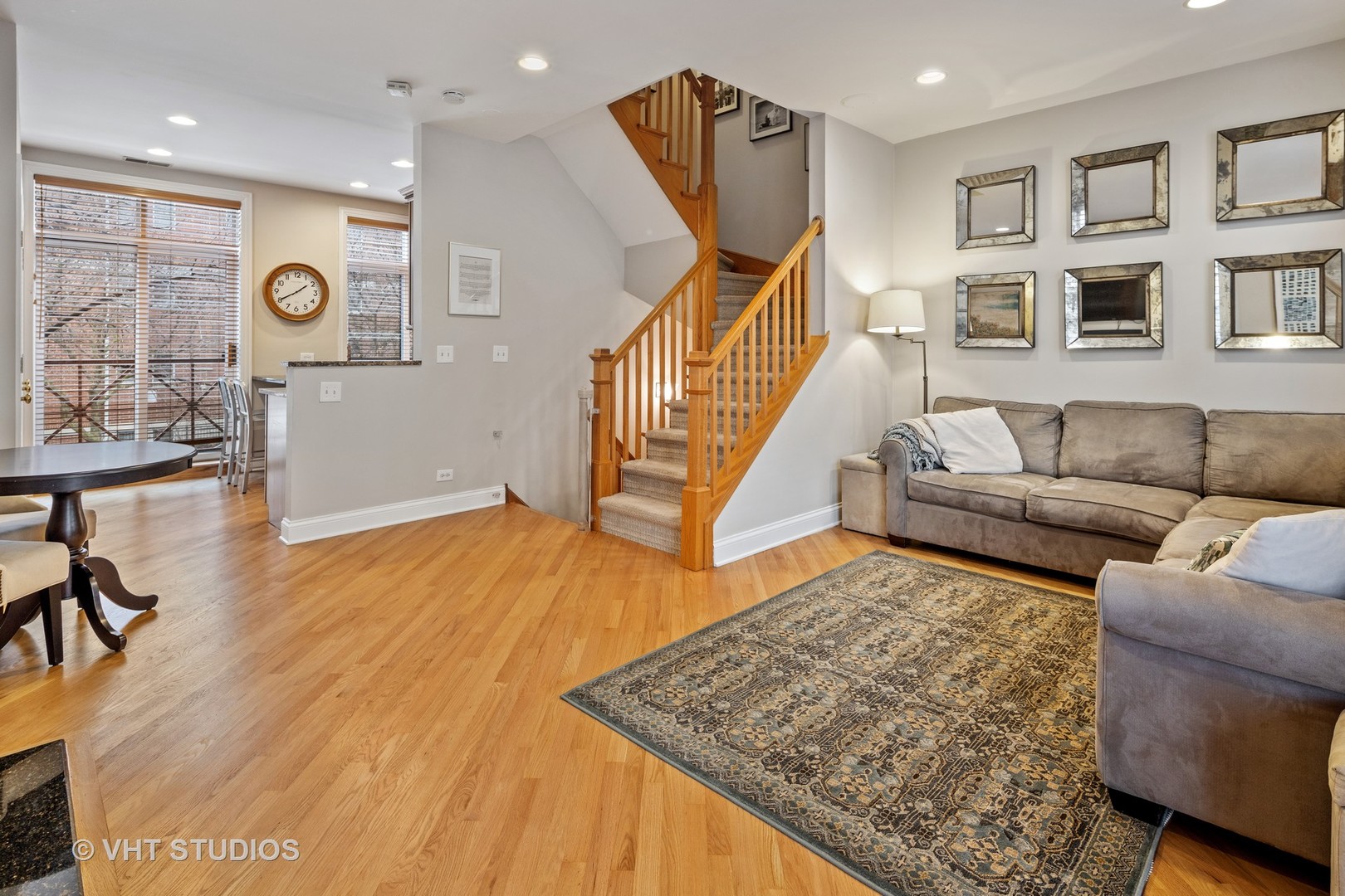 1350 West Byron Street, Unit 2 Chicago, IL 60613 - Photo 6 of 17
