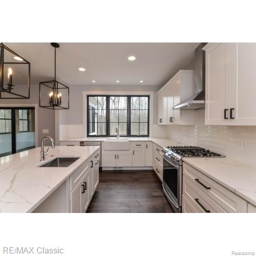 7560 Zeeb Road Dexter, MI 48130 - Photo 4 of 5 Kitchen 3.jpg