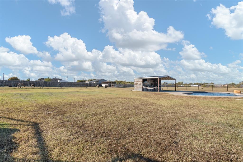 6033 Berry Ridge Lane Joshua, TX 76058 - Photo 32 of 39 a view of an ocean