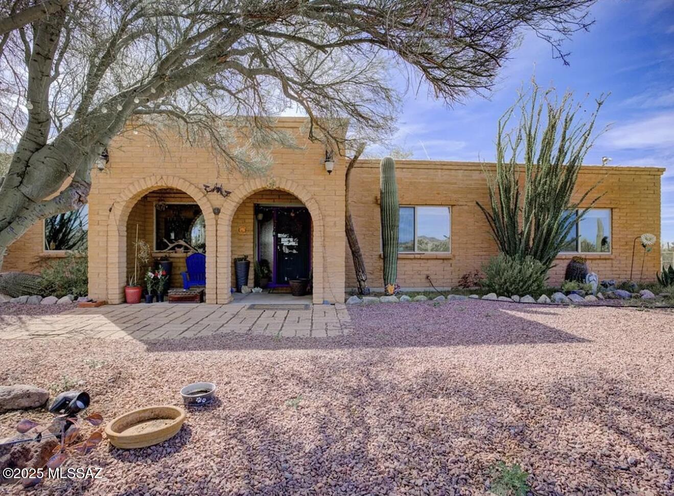 4401 North Sanders Road Tucson, AZ 85743 - Photo 2 of 32 Gallery Image 2