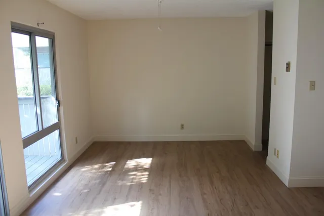 $2,100 | 109 Piccadilly Place, Unit E, San Bruno, CA 94066