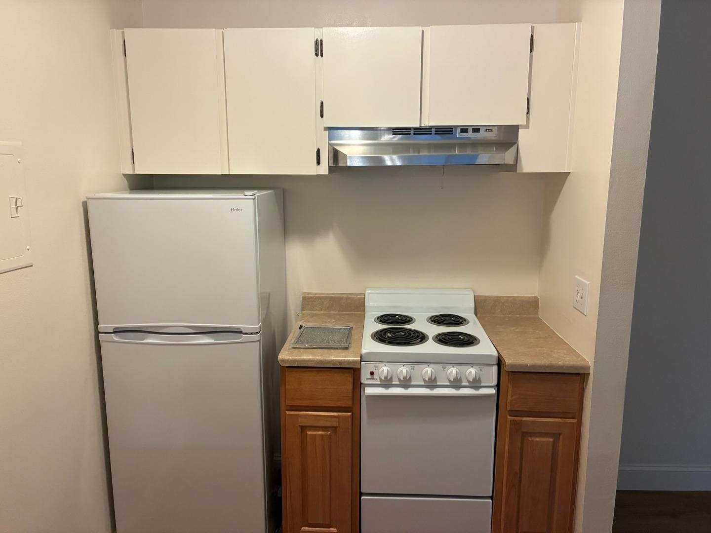 109 Piccadilly Place, Unit E San Bruno, CA 94066 - Photo 7 of 14