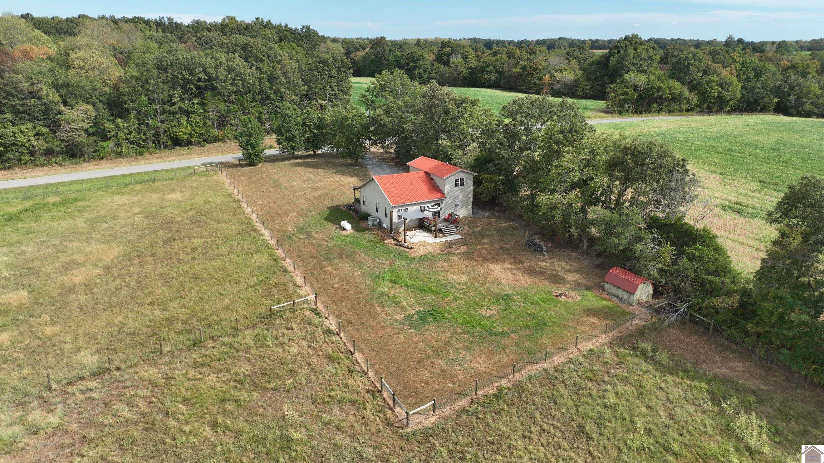 5193 Old Dover Road Cadiz, KY 42211 - Photo 3 of 32 Photo 3