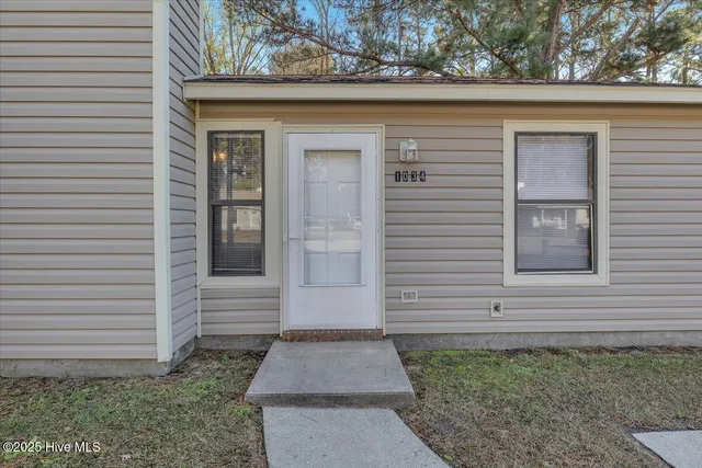 $1,200 | 1034 Spring Villa Drive, Jacksonville, NC 28540