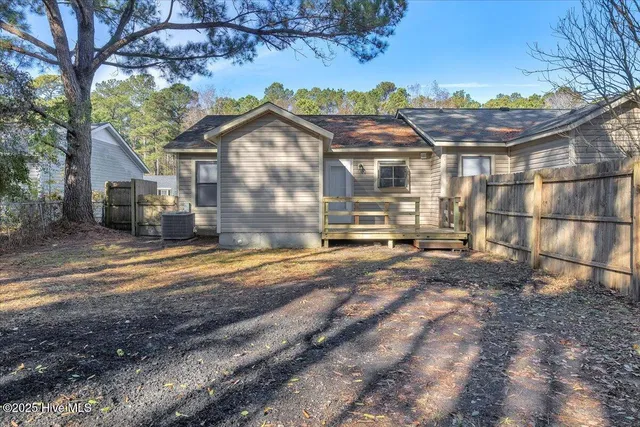 $1,200 | 1034 Spring Villa Drive, Jacksonville, NC 28540