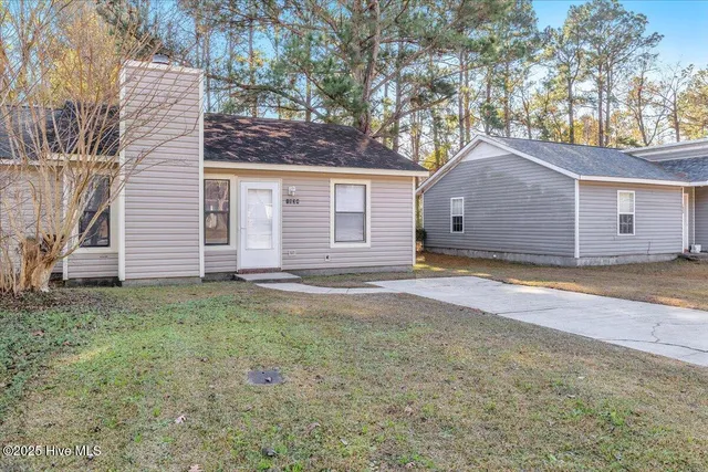 $1,200 | 1034 Spring Villa Drive, Jacksonville, NC 28540