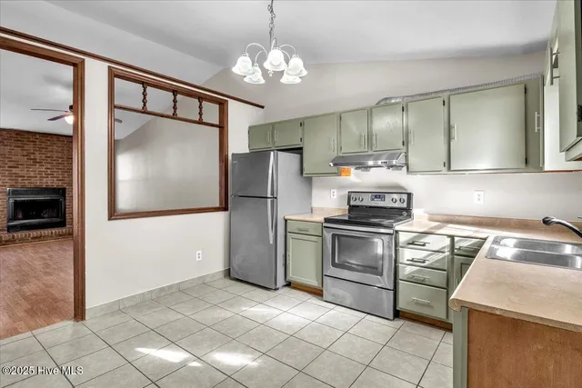 $1,200 | 1034 Spring Villa Drive, Jacksonville, NC 28540