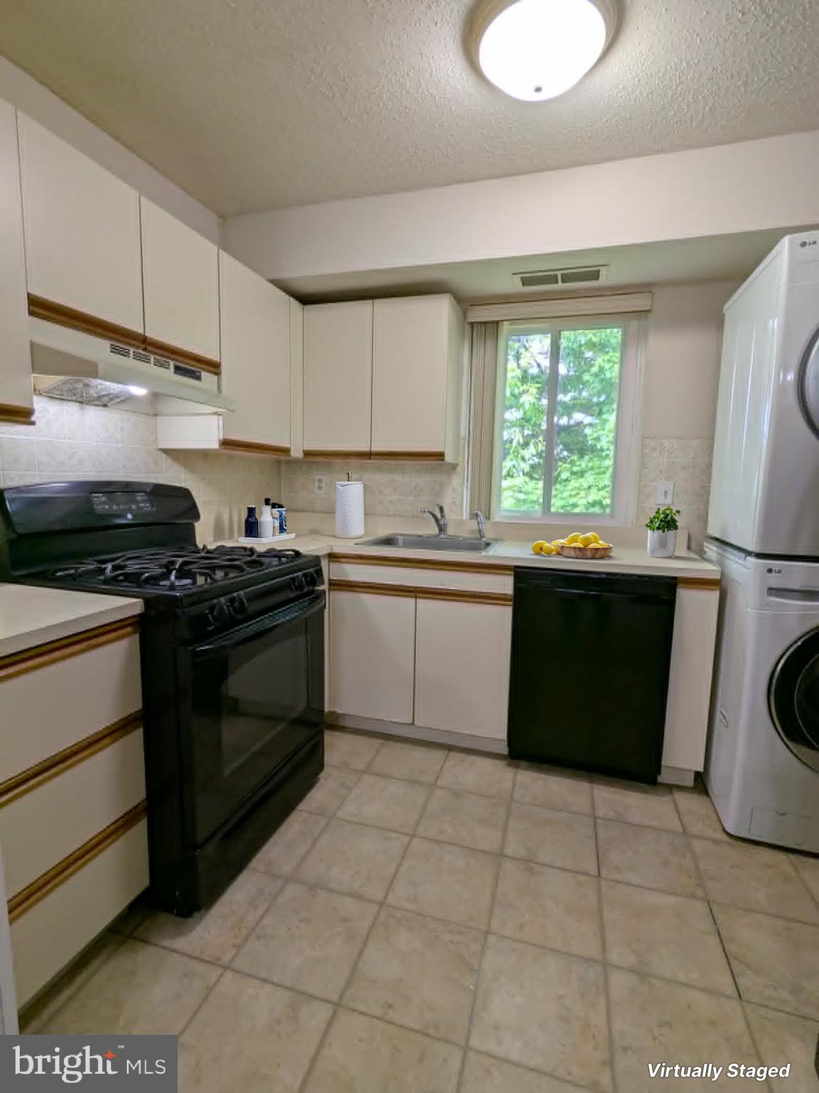 11907 Tarragon Road, Unit J Reisterstown, MD 21136 - Photo 8 of 17 Gallery Image 8