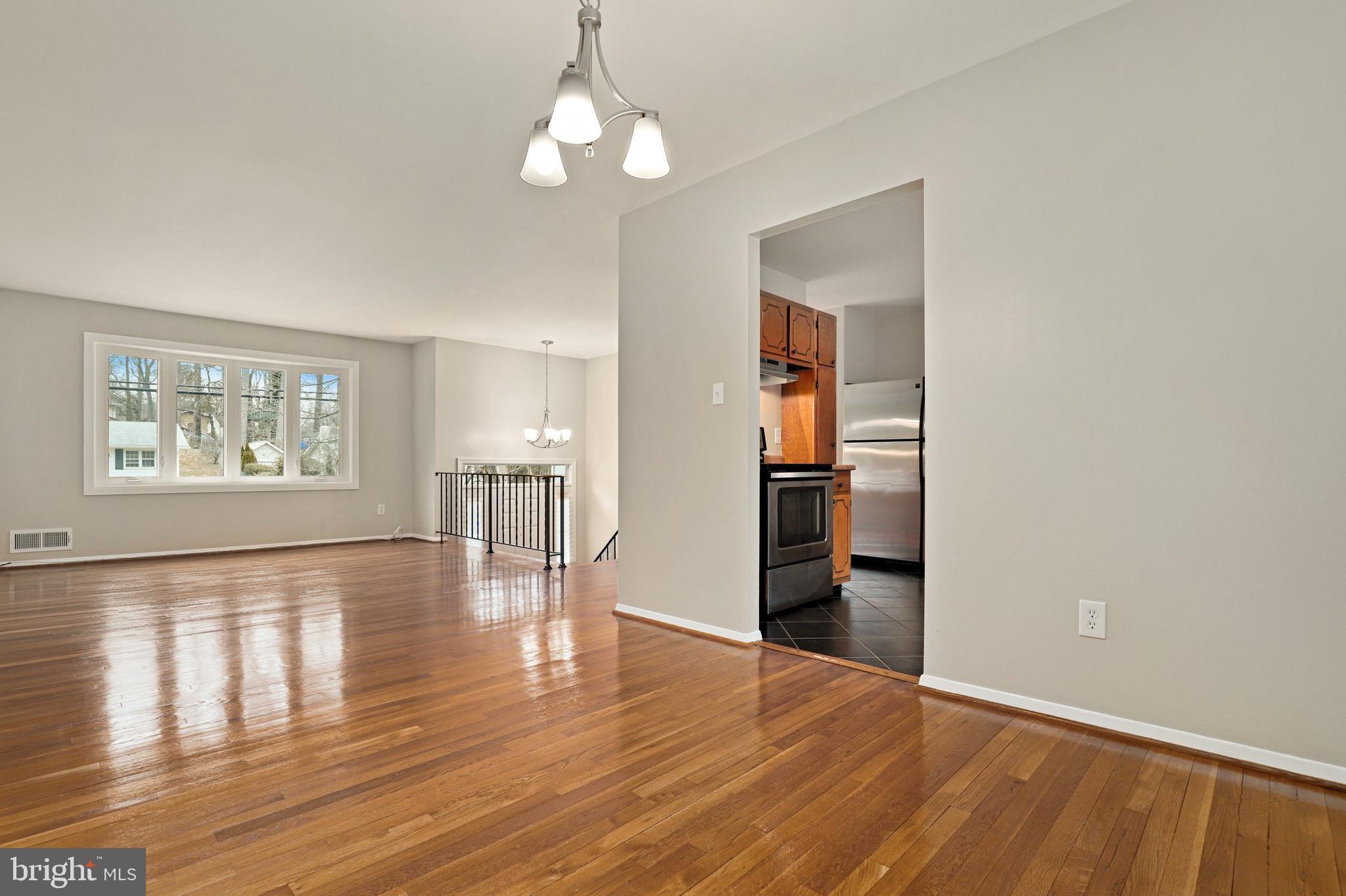 13415 Tamarack Road Silver Spring, MD 20904 - Photo 9 of 37