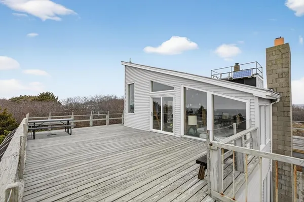 $575,000 | 109 Bakers Island, Salem, MA 01970