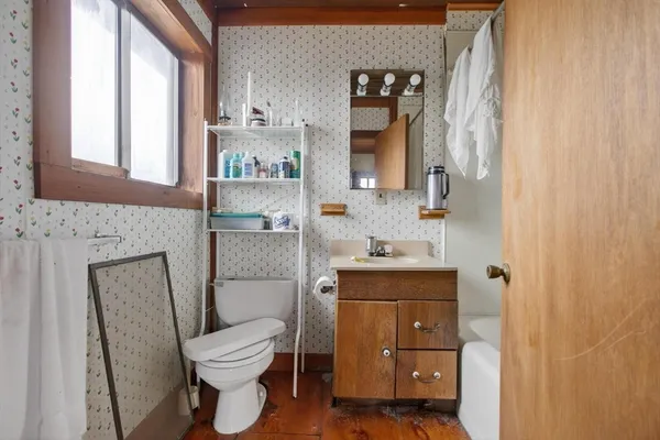 $575,000 | 109 Bakers Island, Salem, MA 01970