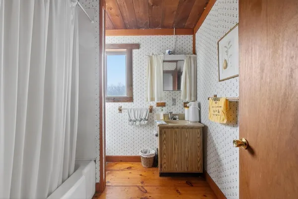 $575,000 | 109 Bakers Island, Salem, MA 01970