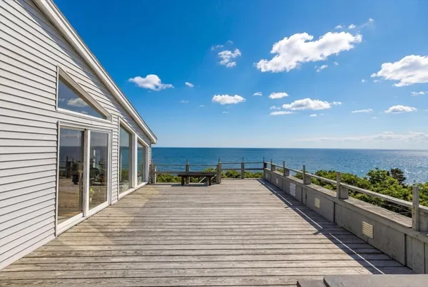 $575,000 | 109 Bakers Island, Salem, MA 01970