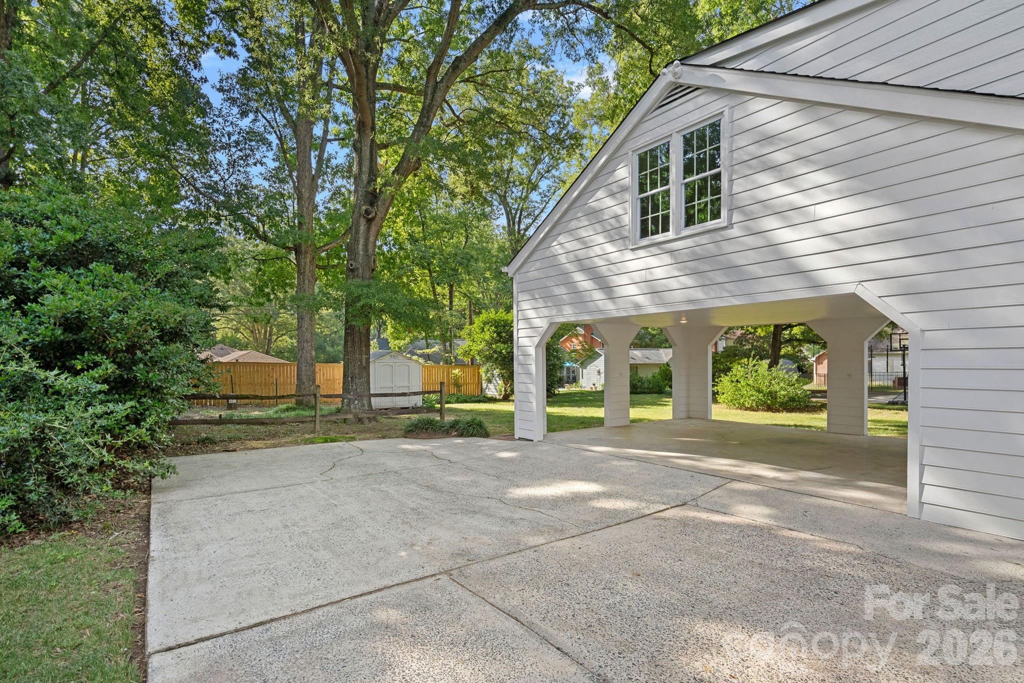 1100 Braeburn Road Charlotte, NC 28211 - Photo 35 of 43 Gallery Image 35