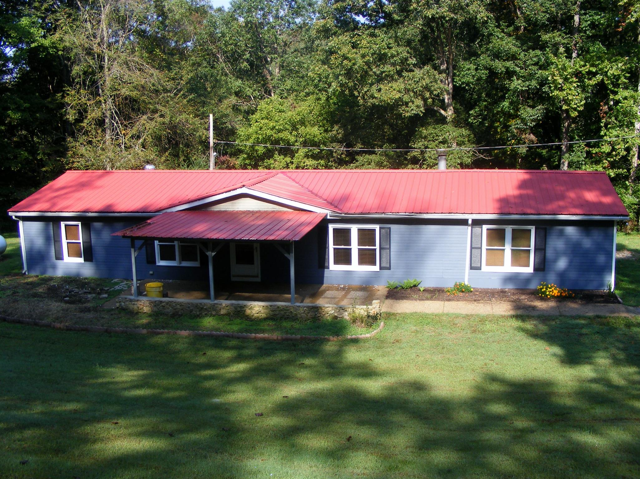 1075 Bloom Landing Road Charlotte, TN 37036 - Photo 1 of 14 Gallery Image 1