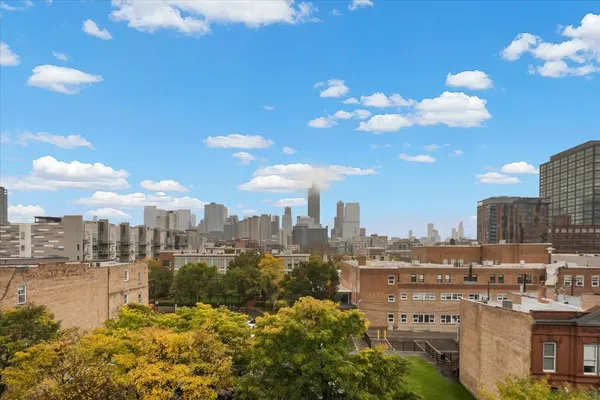 $4,450 | 222 South Racine Avenue, Unit 408, Chicago, IL 60607