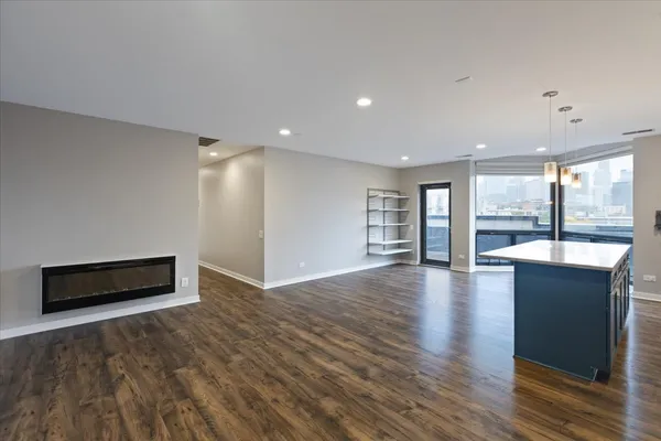 $4,450 | 222 South Racine Avenue, Unit 408, Chicago, IL 60607