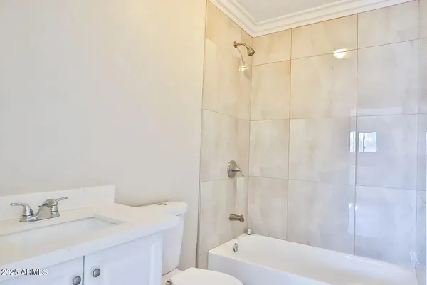 $995 | 2501 East Culver Street, Unit C, Phoenix, AZ 85008