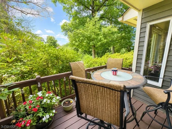 $2,800 | 14 Inverrary Place, Annandale, NJ 08801