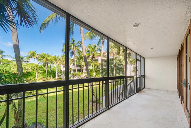 $15,000 | 2335 South Ocean Boulevard, Unit 6B, Palm Beach, FL 33480