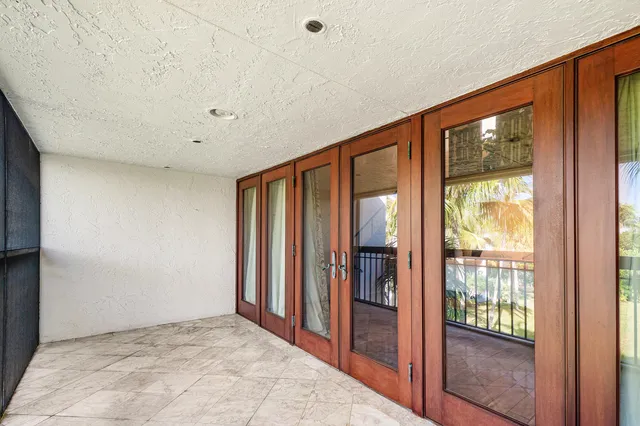 $15,000 | 2335 South Ocean Boulevard, Unit 6B, Palm Beach, FL 33480