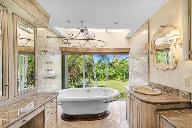 $15,000 | 2335 South Ocean Boulevard, Unit 6B, Palm Beach, FL 33480