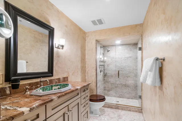 $15,000 | 2335 South Ocean Boulevard, Unit 6B, Palm Beach, FL 33480