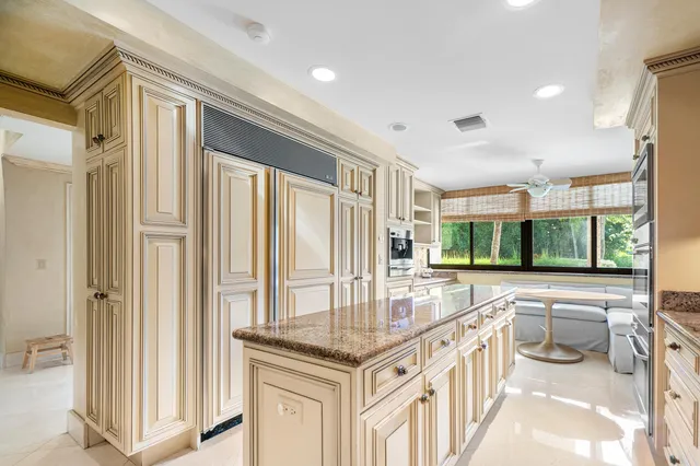 $15,000 | 2335 South Ocean Boulevard, Unit 6B, Palm Beach, FL 33480