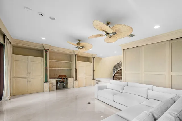 $15,000 | 2335 South Ocean Boulevard, Unit 6B, Palm Beach, FL 33480