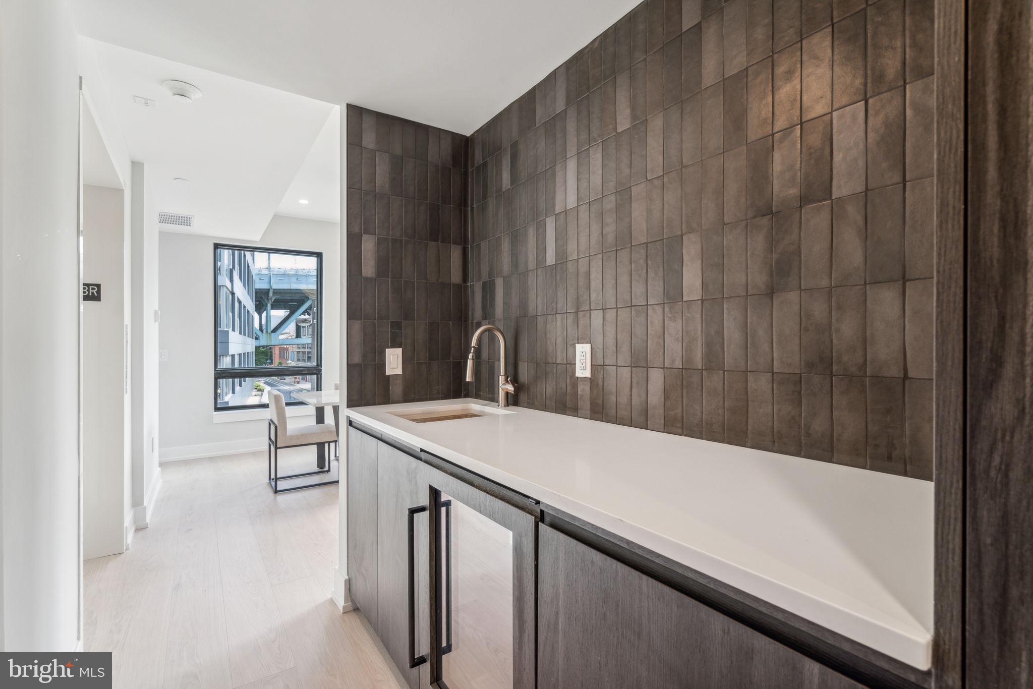 160 North 2nd Street, Unit 302 Philadelphia, PA 19106 - Photo 24 of 71