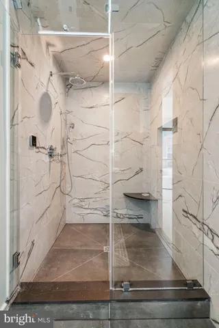 $1,500,000 | 160 North 2nd Street, Unit 302, Philadelphia, PA 19106