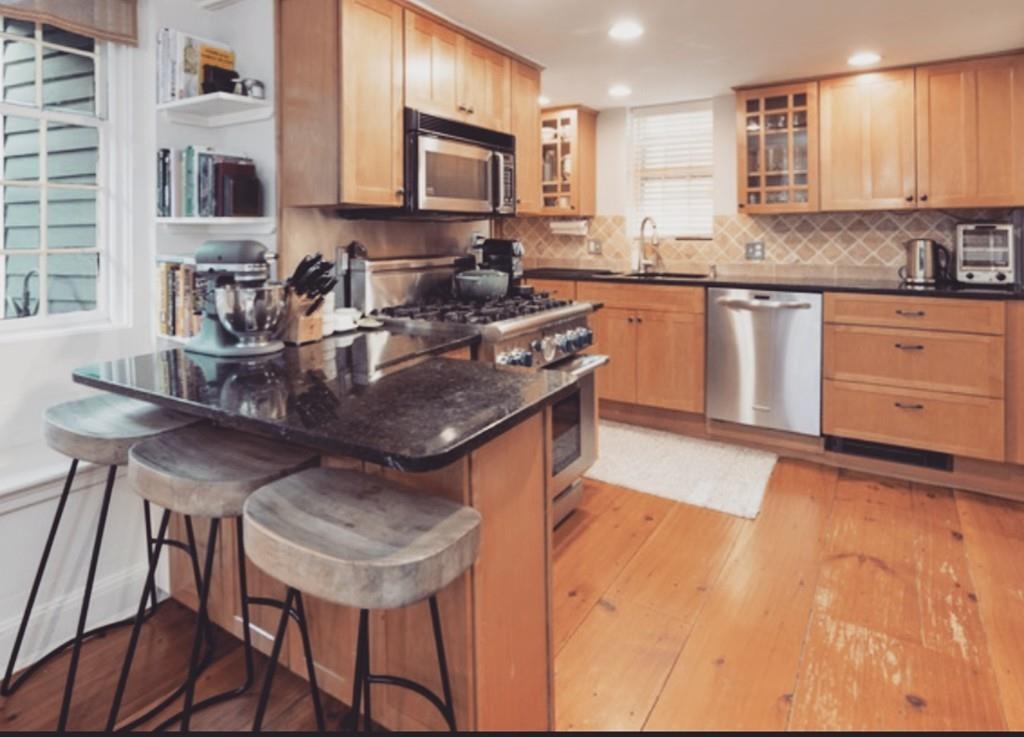 15 Washington Street Marblehead, MA 01945 - Photo 4 of 29