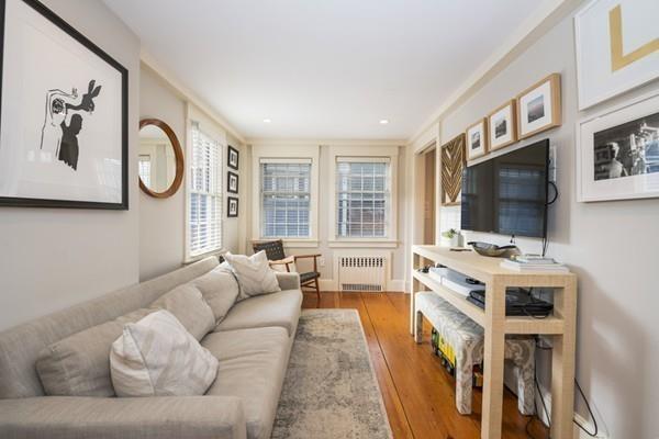 15 Washington Street Marblehead, MA 01945 - Photo 6 of 29